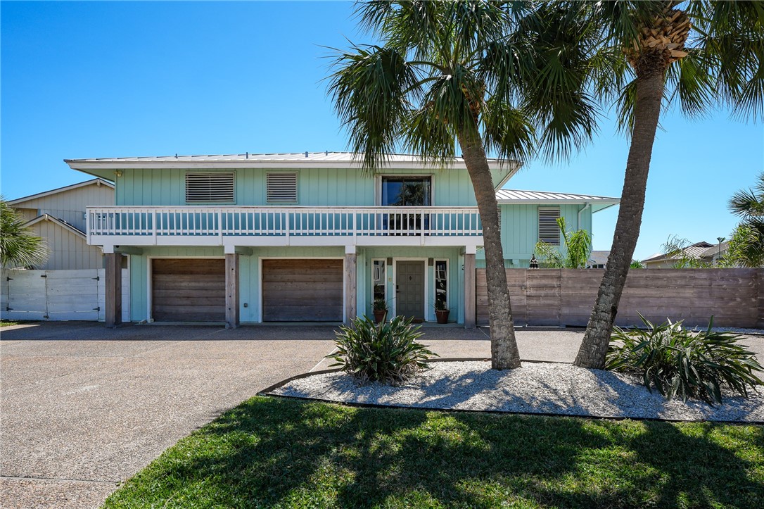 30 Bahama Dr — photo