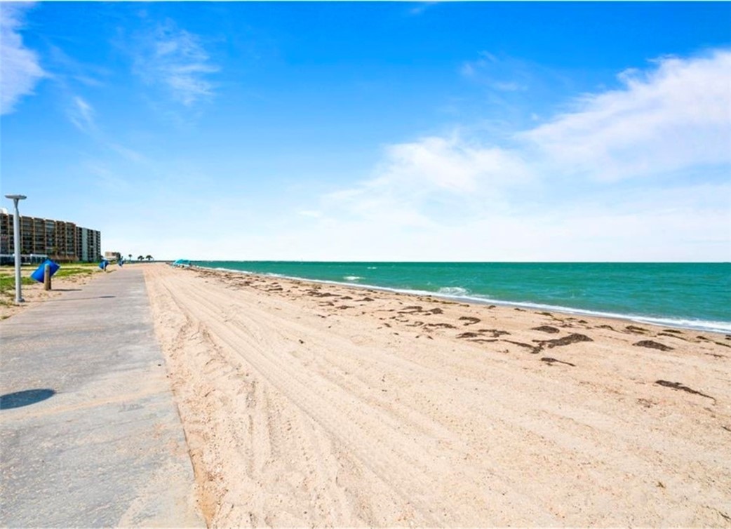3938 Surfside Blvd 3223 — photo