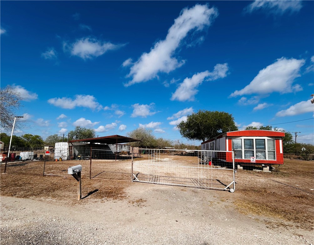 127 County Road 3201 — photo
