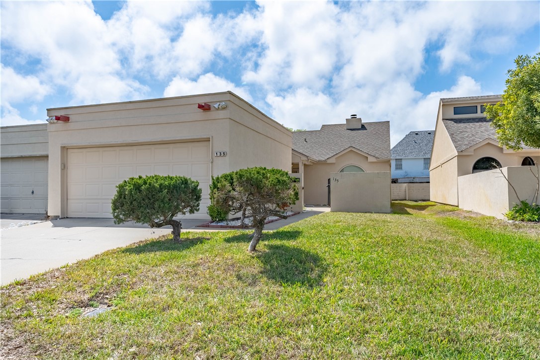 135 Santa Fe Dr — photo