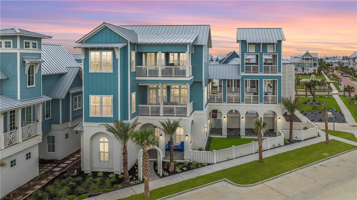 220 Sundew — photo
