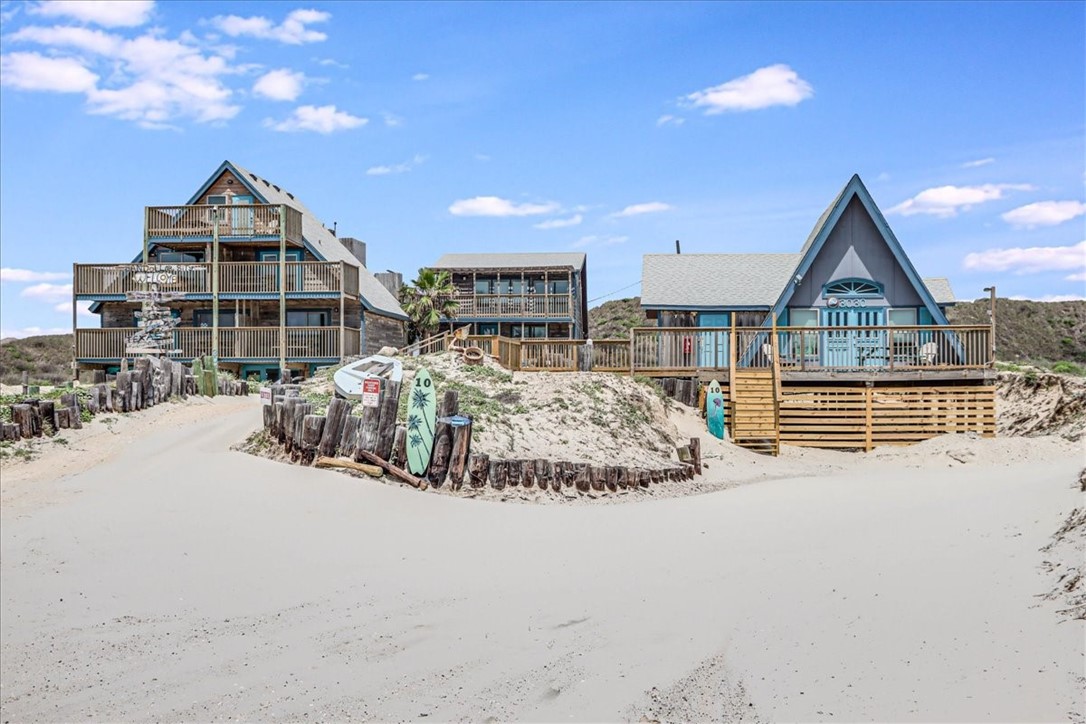 3030, 3034 & 3038 On The Beach — photo