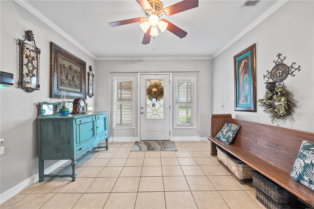 116 Sunset Drive, Mathis, TX 78368 — photo 2