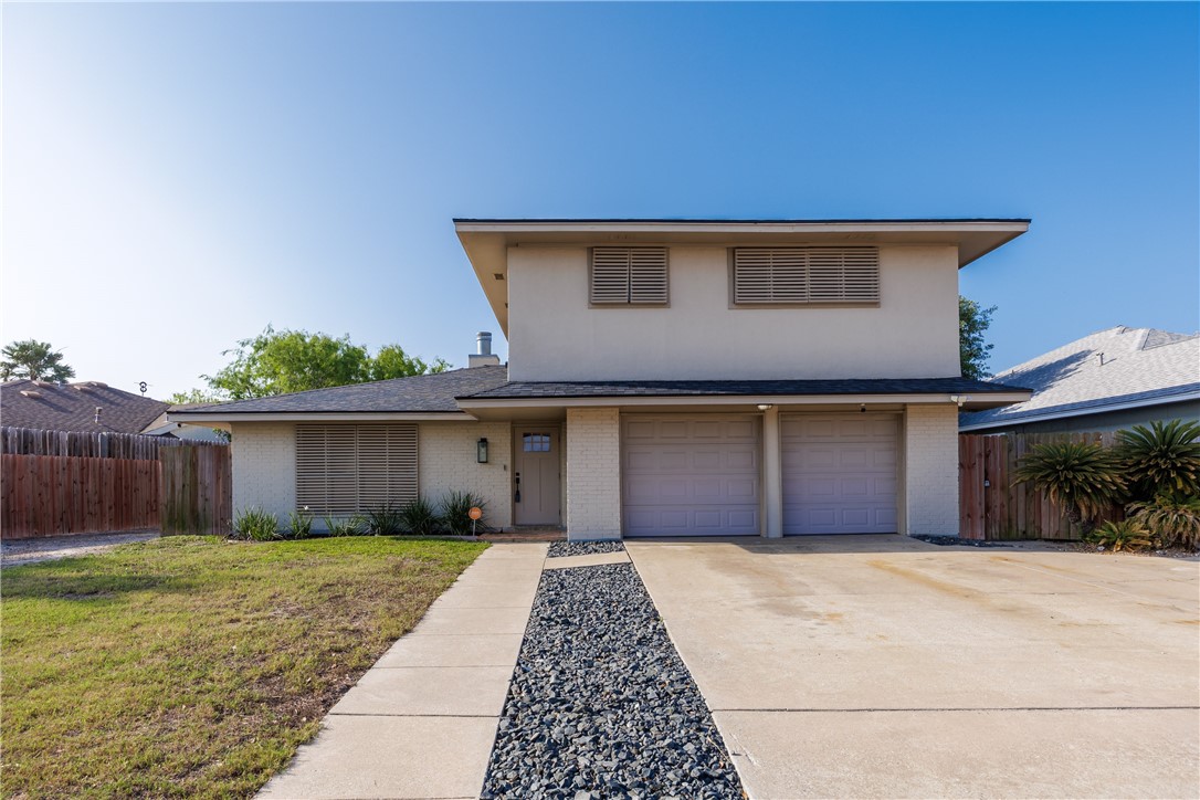 13917 Primavera Dr — photo