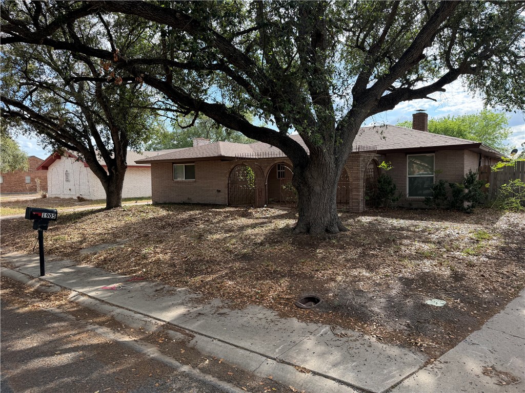 1905 Rettye Dr — photo