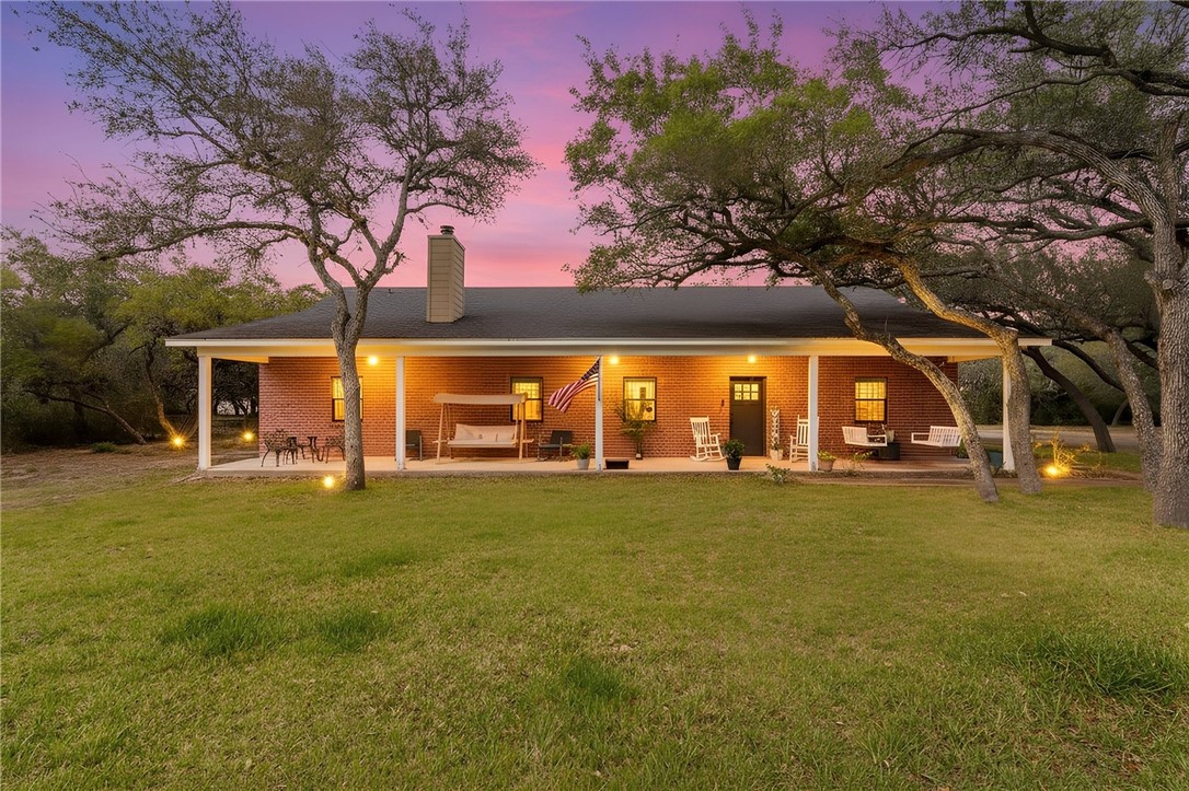 1402 W Johnson Ave — photo