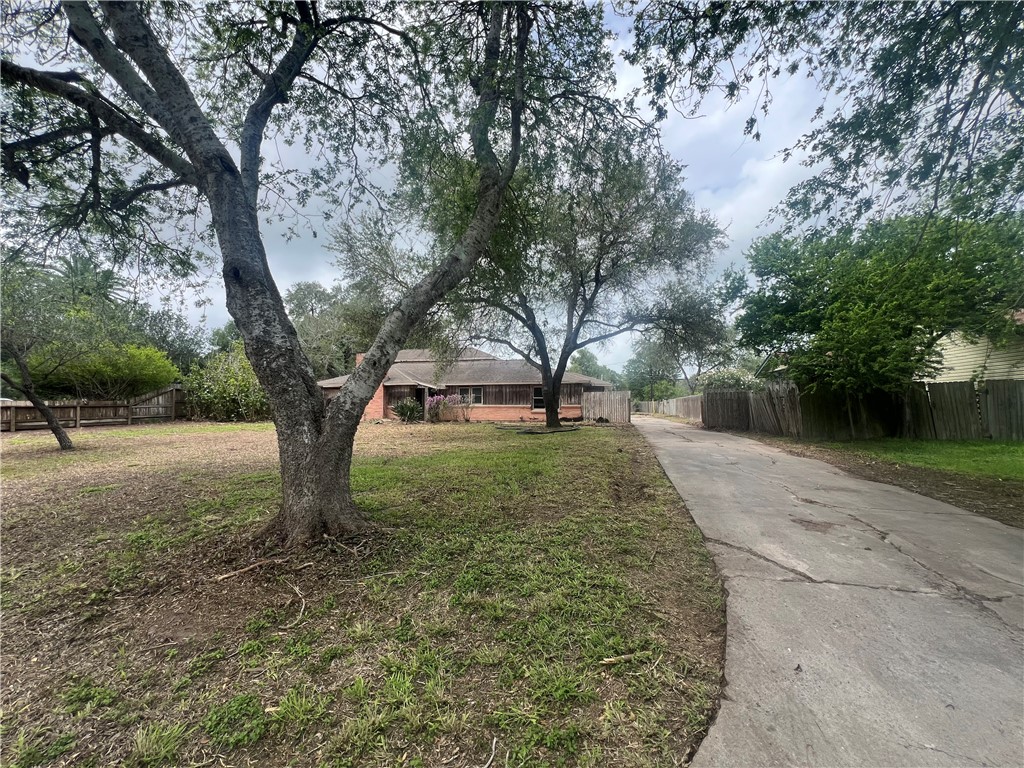 6042 Ebonwood Dr — photo