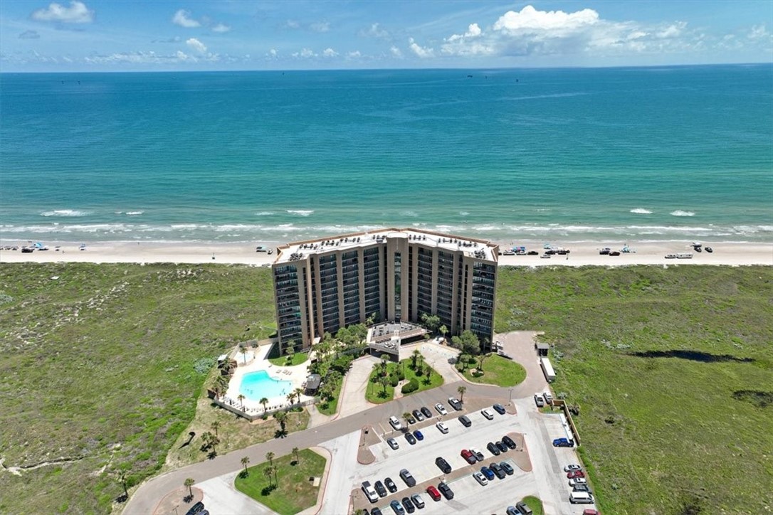 6745 Seacomber 1008 — photo