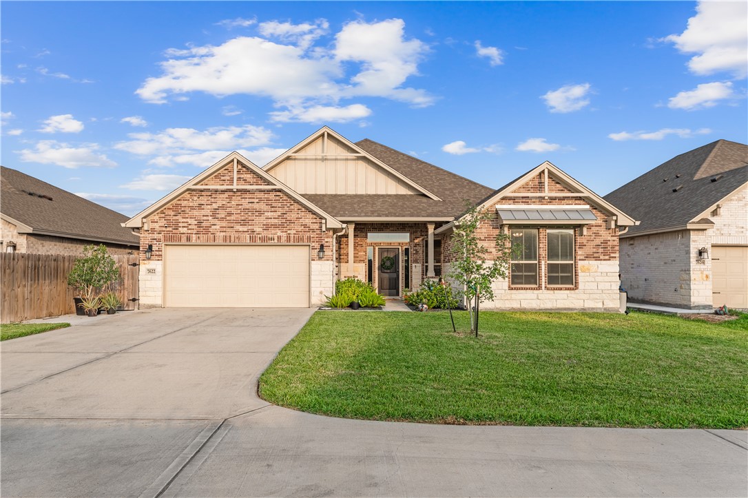 7622 Dr Hector P Garcia Dr — photo