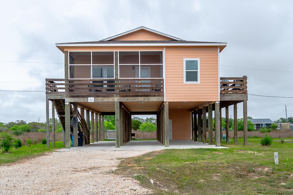 11 & 12 Bayview Loop — photo
