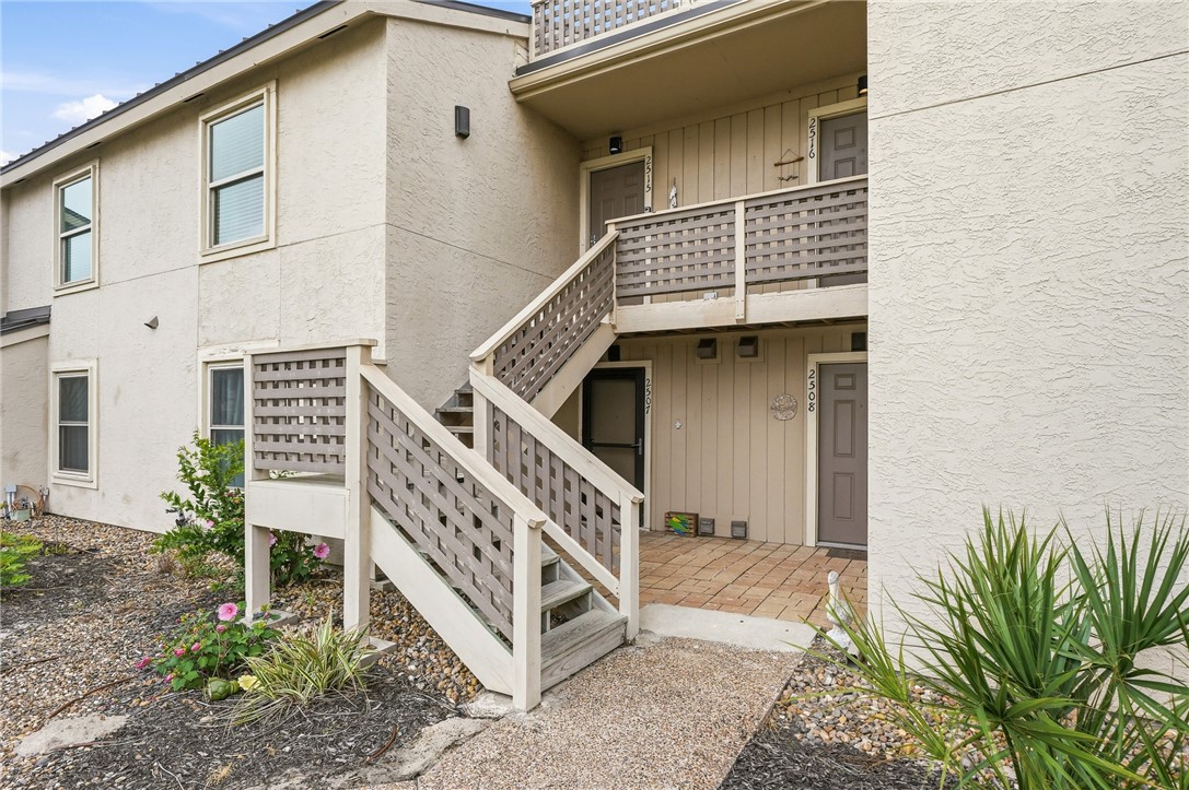 2515 Bayhouse Dr 2515 — photo