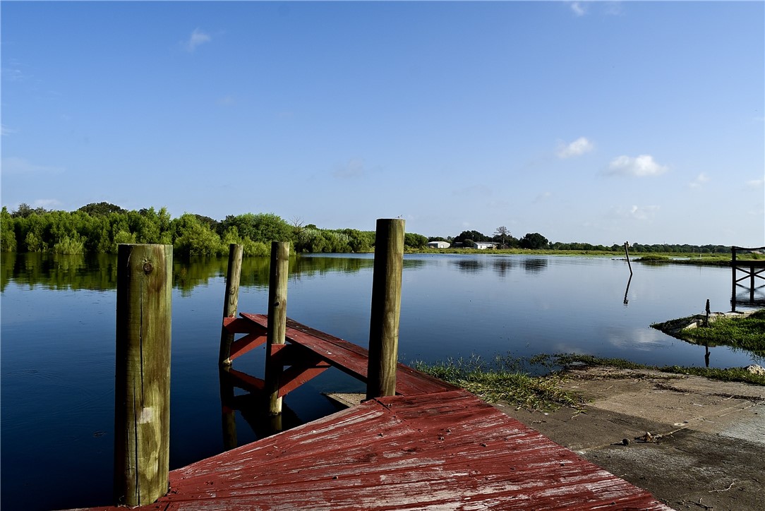 155 Harbor, Mathis, TX 78368 — photo 3