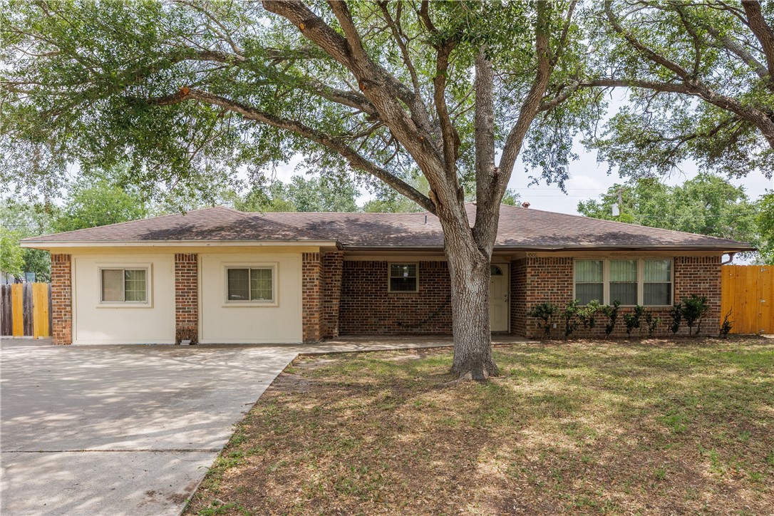 4506 White Oak Dr — photo