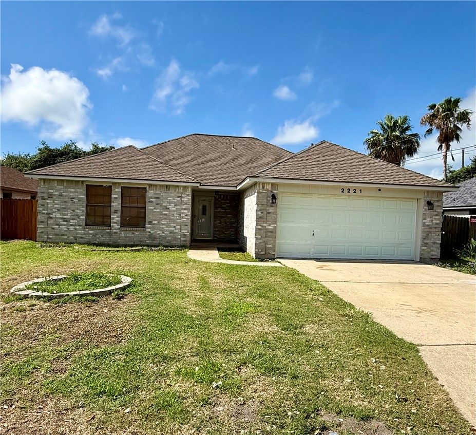 2221 Coronado Dr — photo