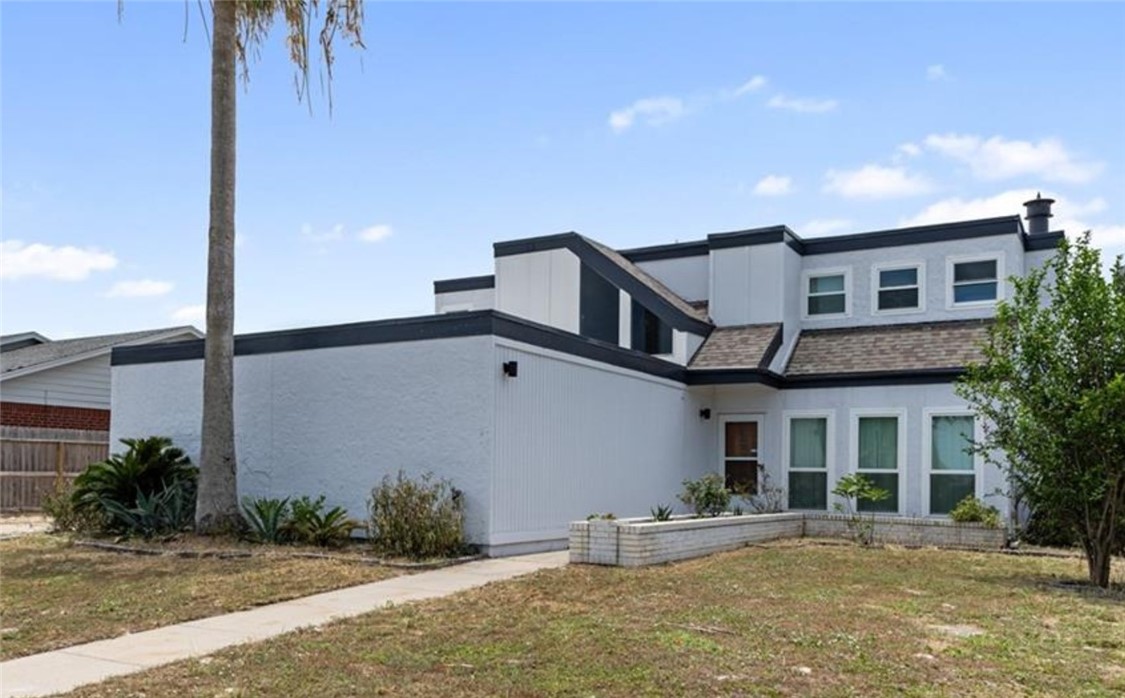 13801 Suntan Ave — photo