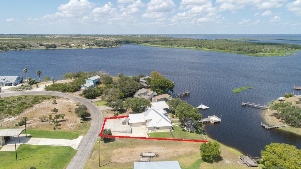 257 Carmel Dr — photo