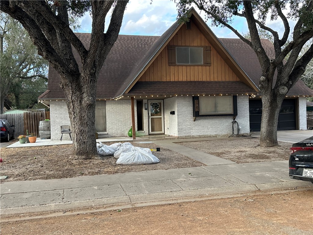 1702 Santa Cecilia Dr — photo