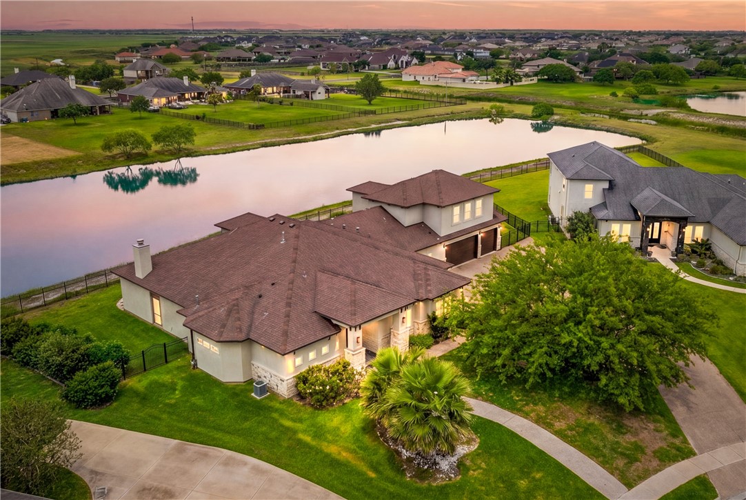 8549 King River Ct — photo