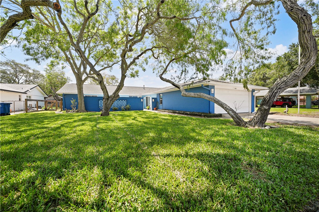 3331 Bali Dr — photo