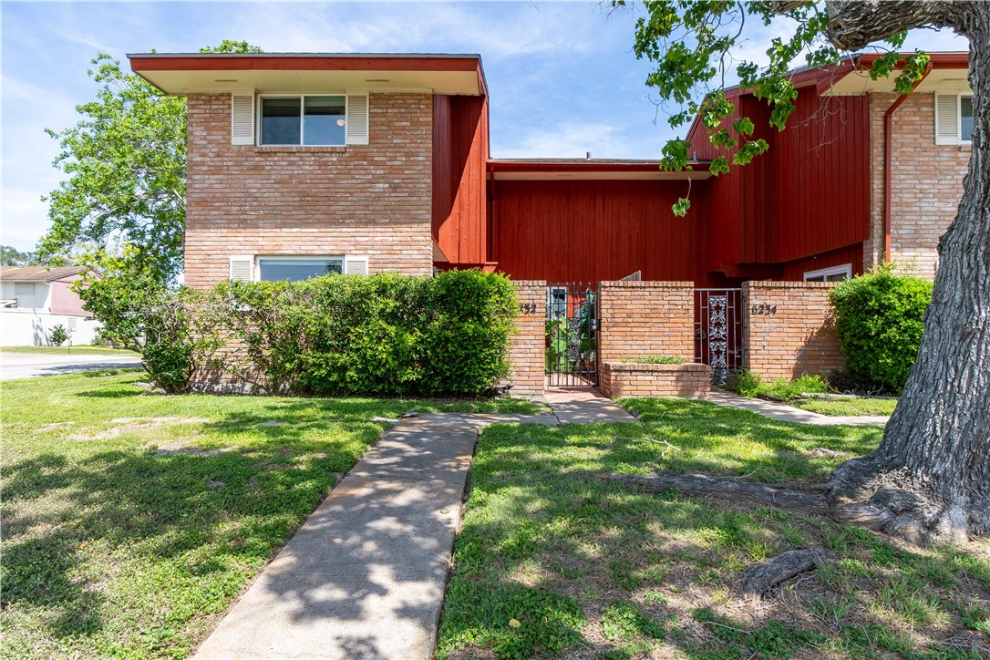 6232 Weber — photo