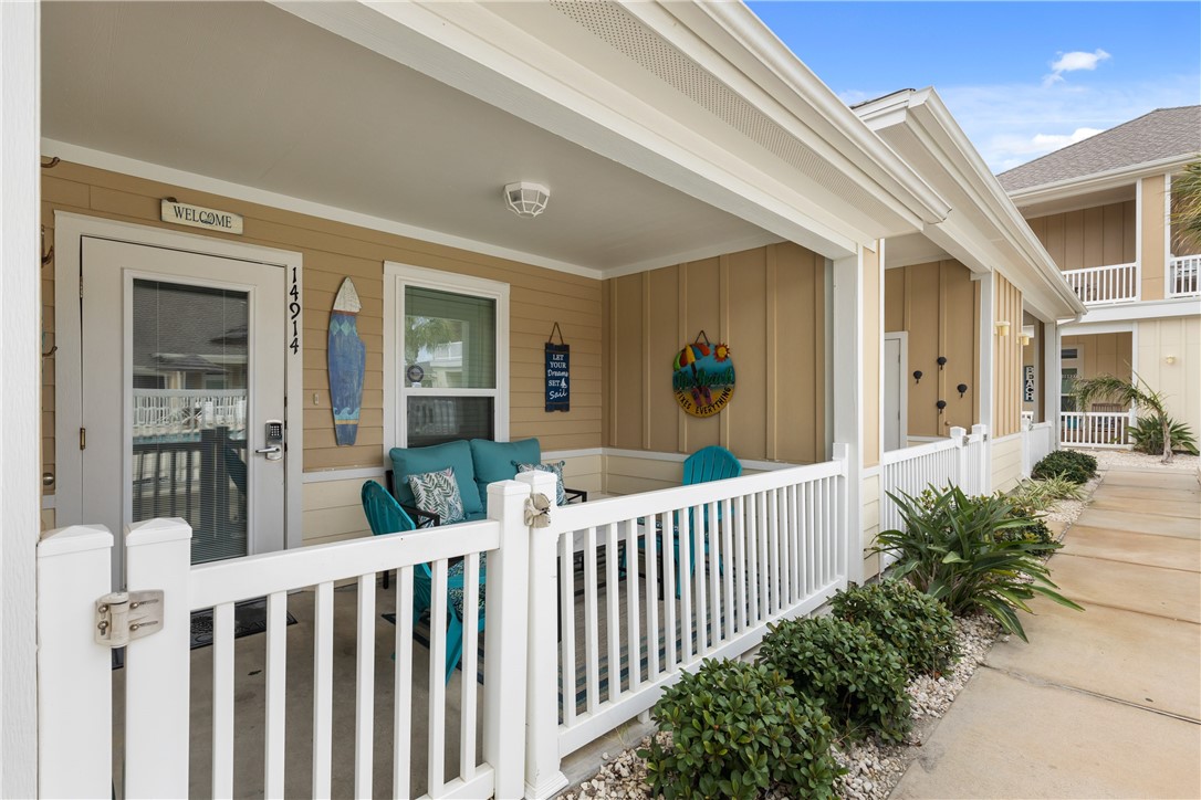14914 Island Village Dr — photo
