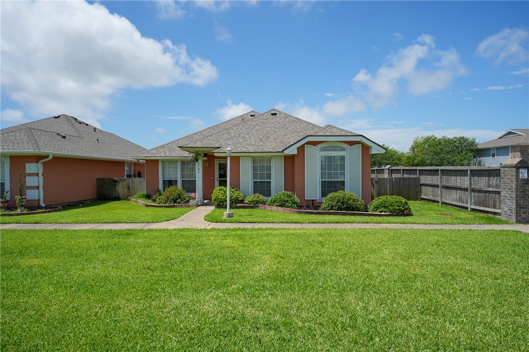 2300 Naples Dr — photo