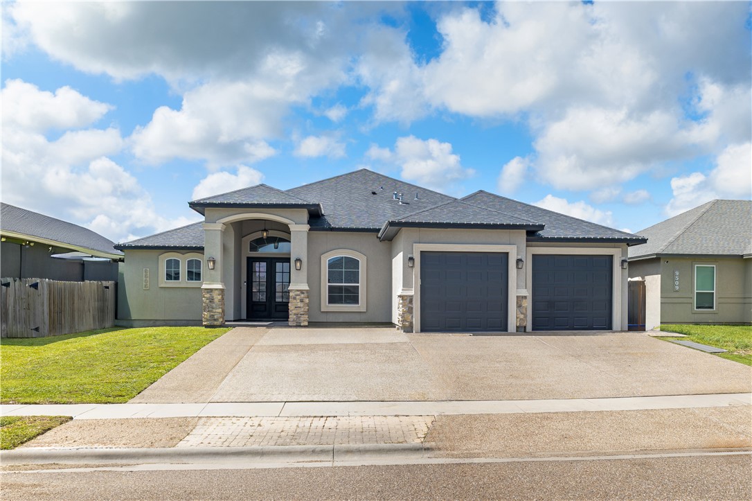 9505 Royal Oak Dr — photo