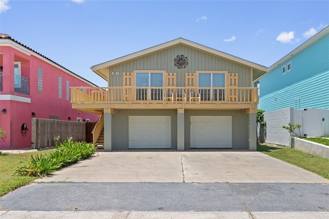 121 E Aries Dr — photo