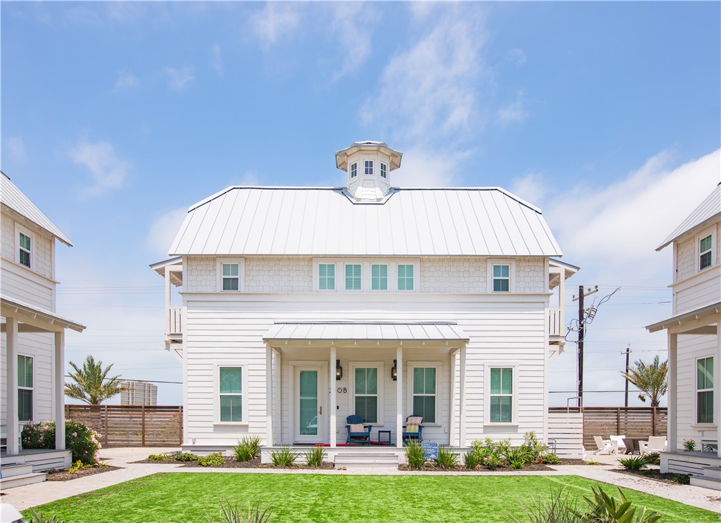 210 Escape 3B — photo