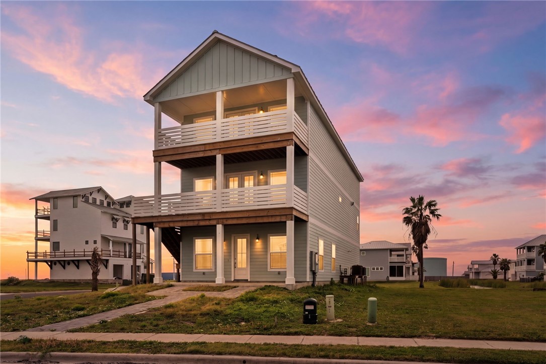 8118 Beach Break Dr — photo