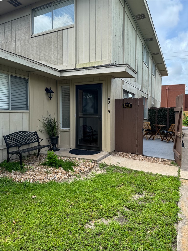 6215 Hidden Cove Unit 3Hh — photo