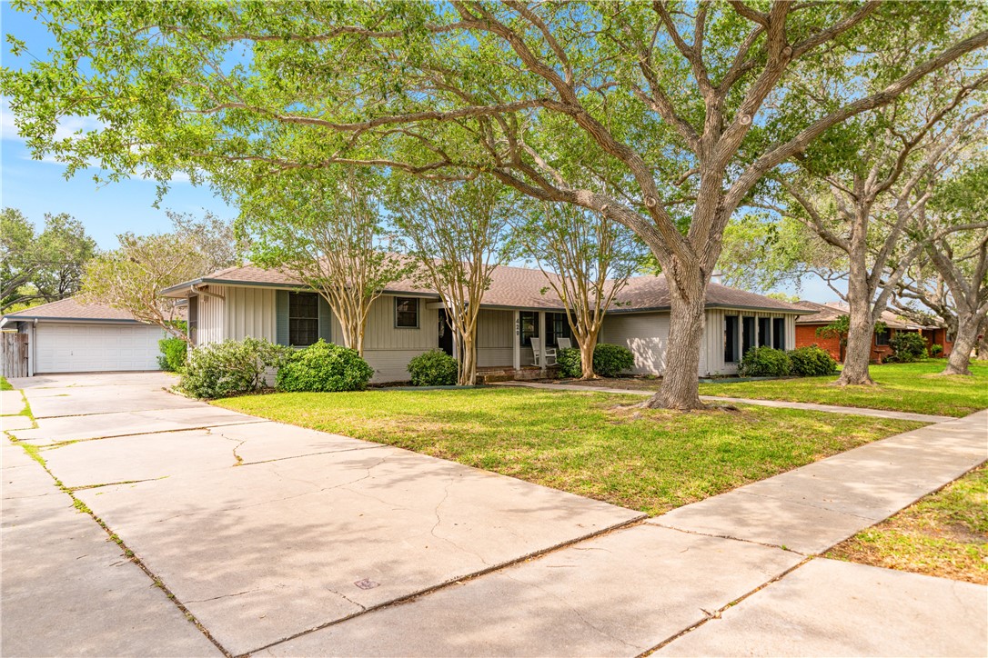 429 Bermuda Pl — photo