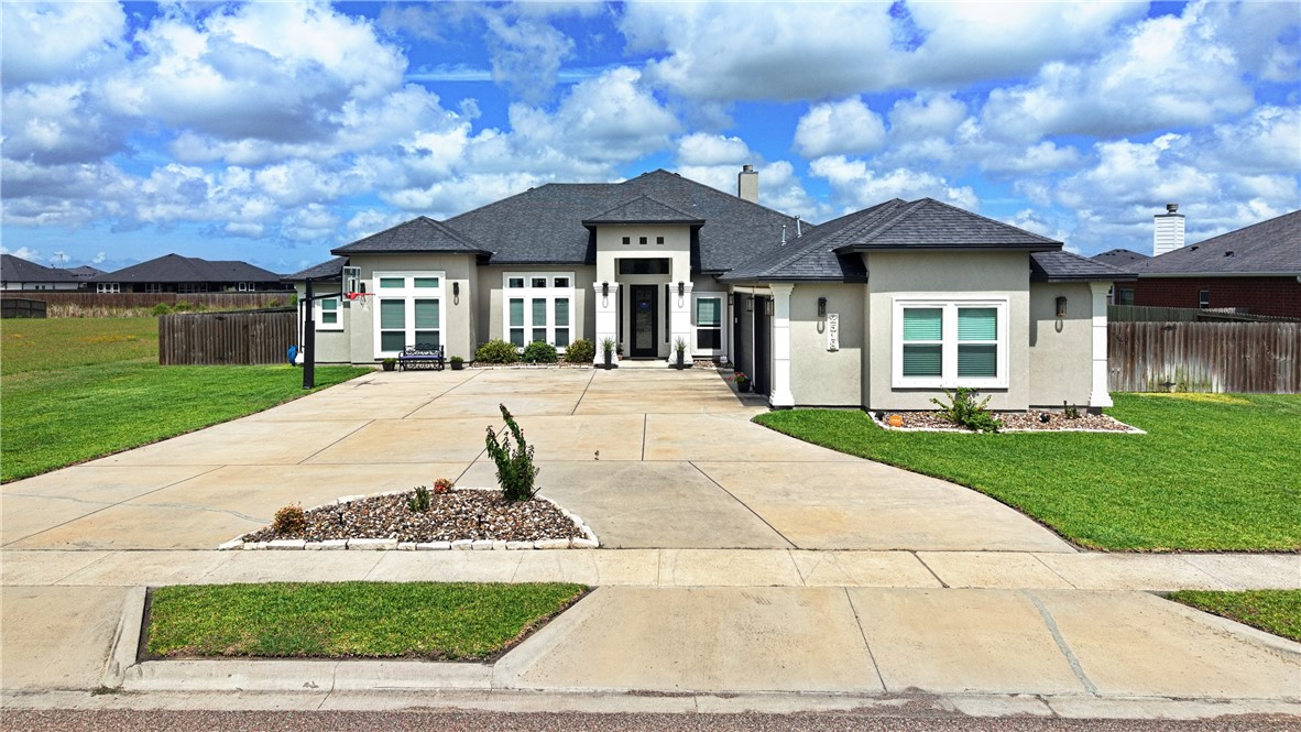 2518 Pacific View — photo