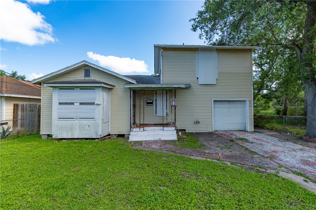 1021 National Dr — photo
