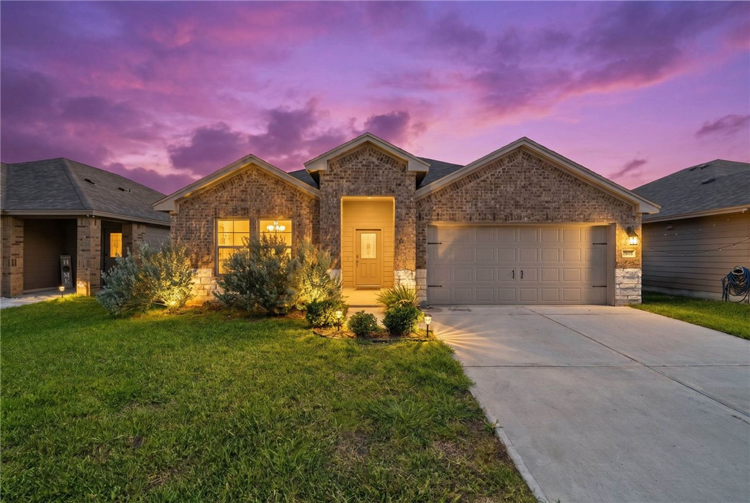 7734 Lariat Toss Dr — photo