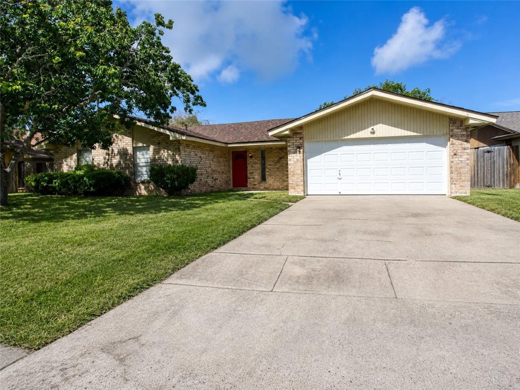 1817 Dolphin Dr — photo