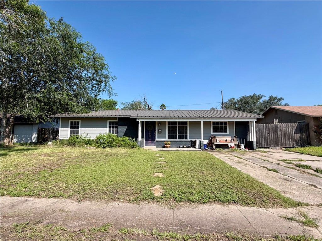 1802 E Johnston Ave — photo
