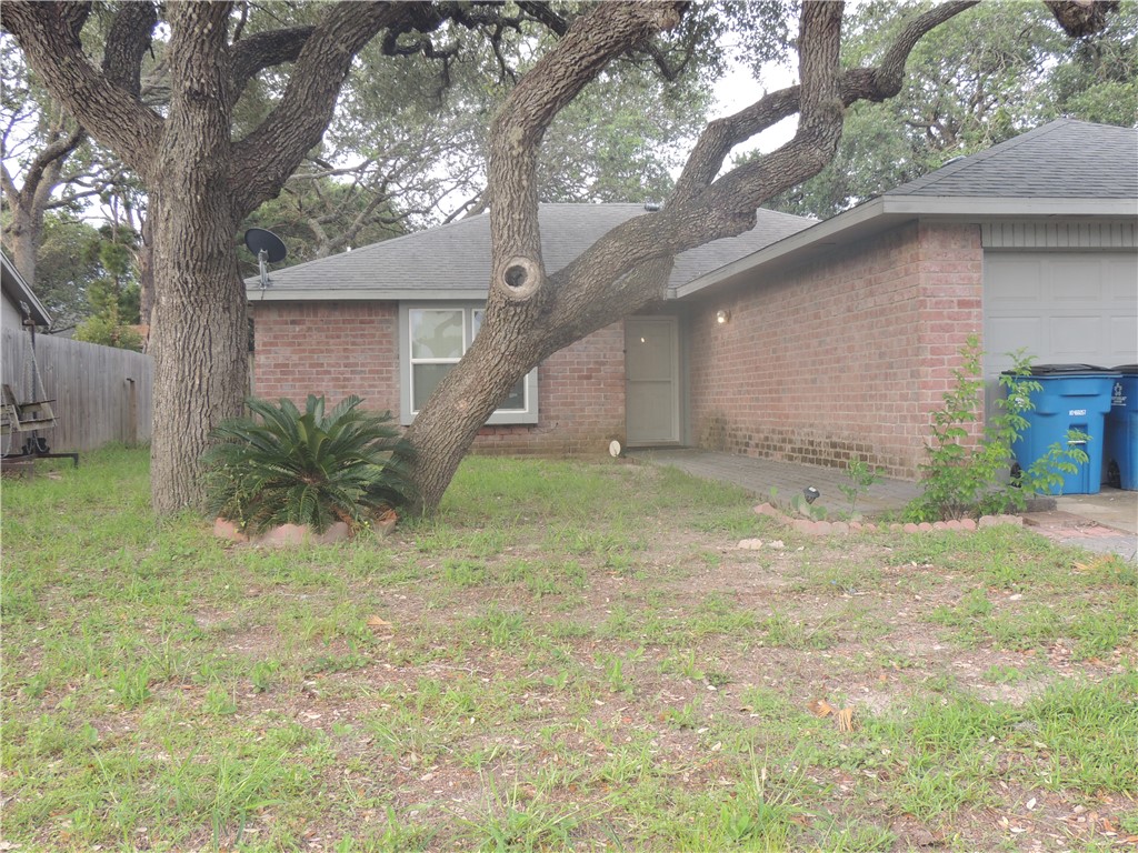 2187 Glenwood Dr — photo