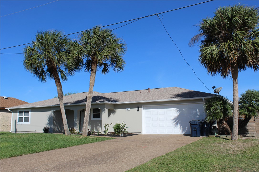 143 Lakeshore Dr — photo