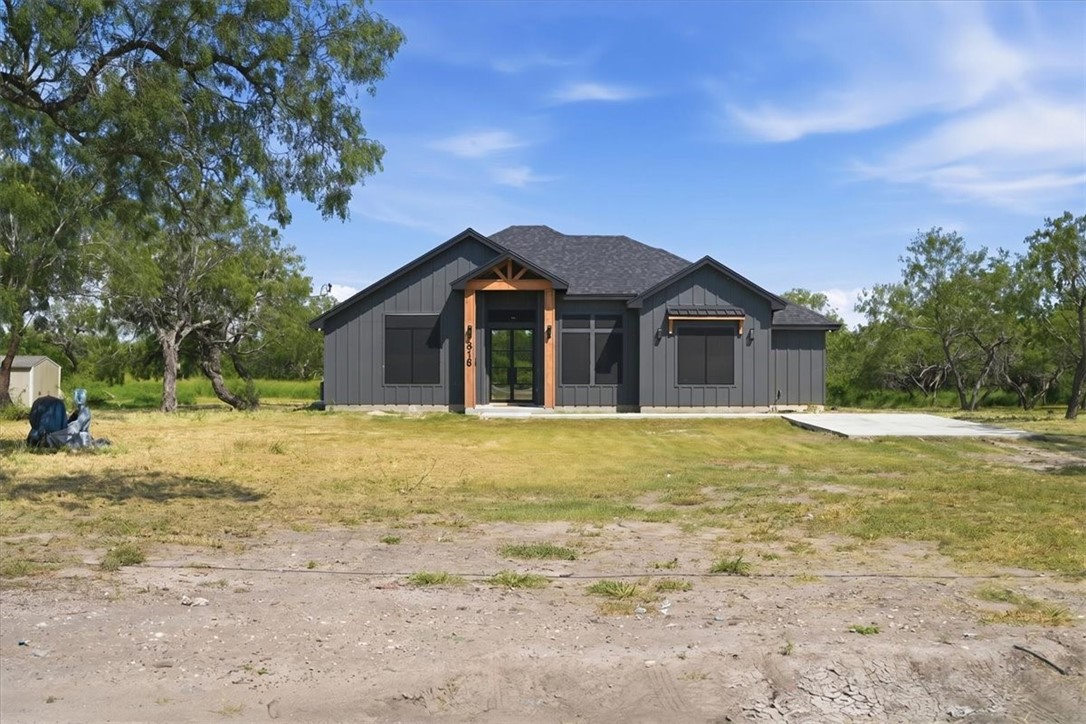 416 Stephens Loop, Mathis, TX 78368 — photo 2