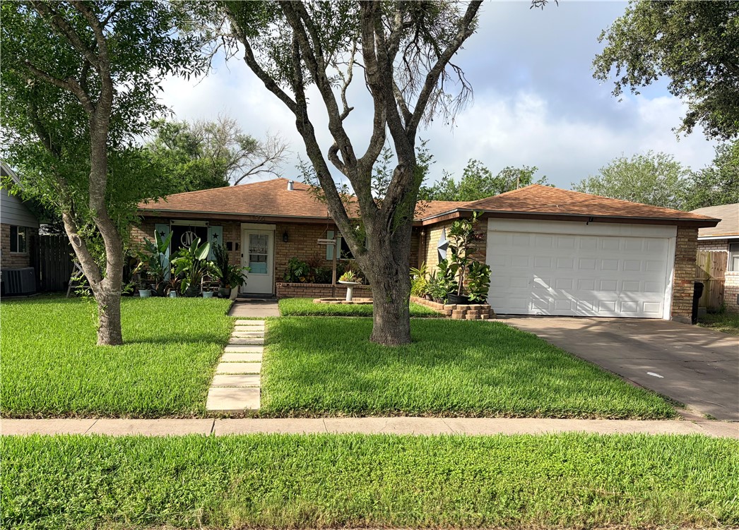 305 Birchwood Dr — photo