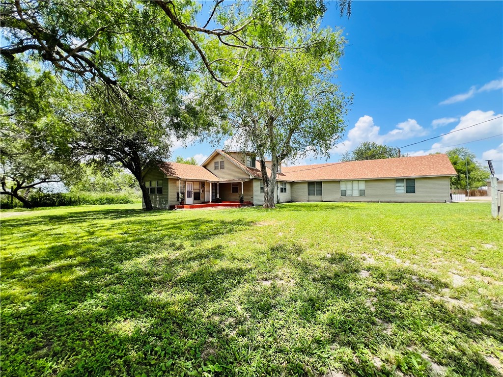 6696 FM 1833 — photo