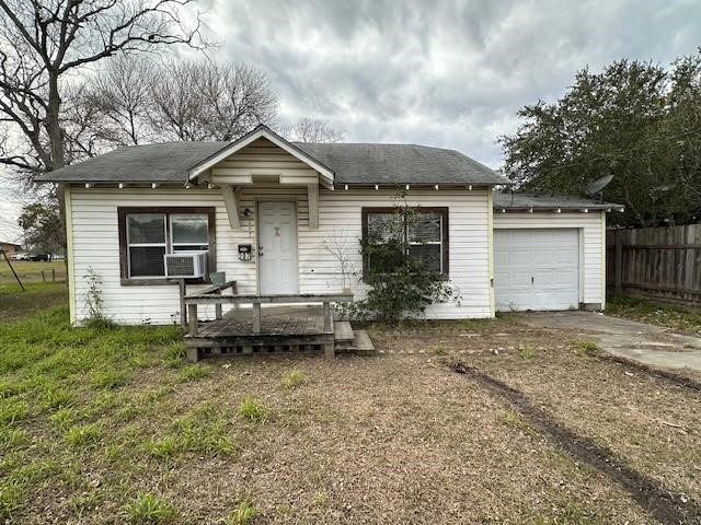 207 N Oneal Ave — photo
