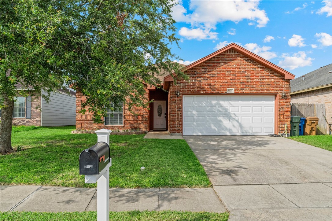 3105 Dante Dr — photo