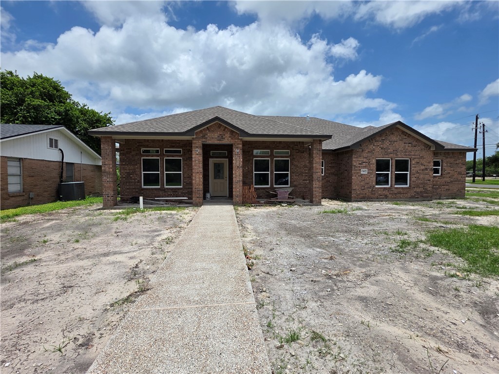 13602 River Forest Dr — photo