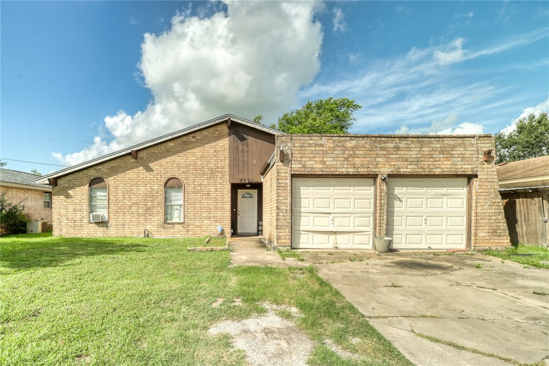 3317 Cresthill Dr — photo