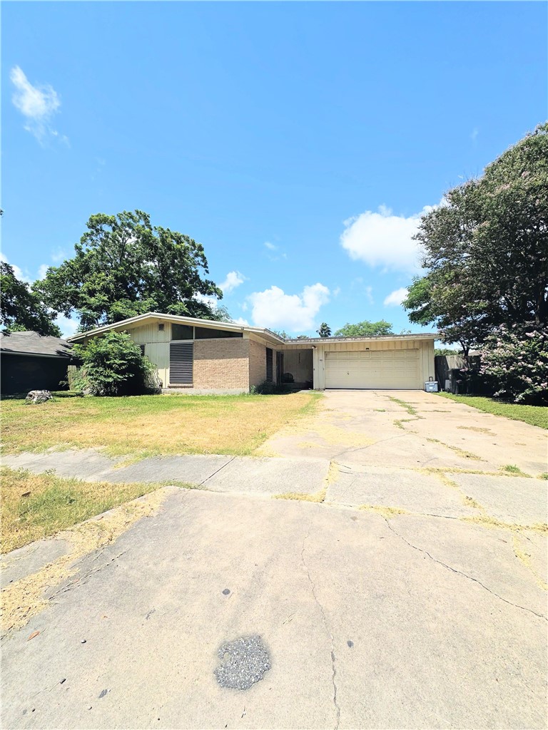3225 Orlando Dr — photo