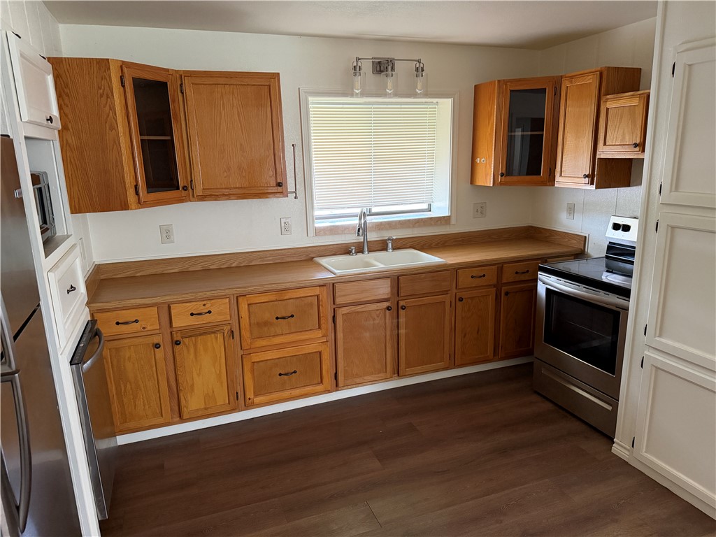 Home in Three Rivers, TX 78071 — photo 2