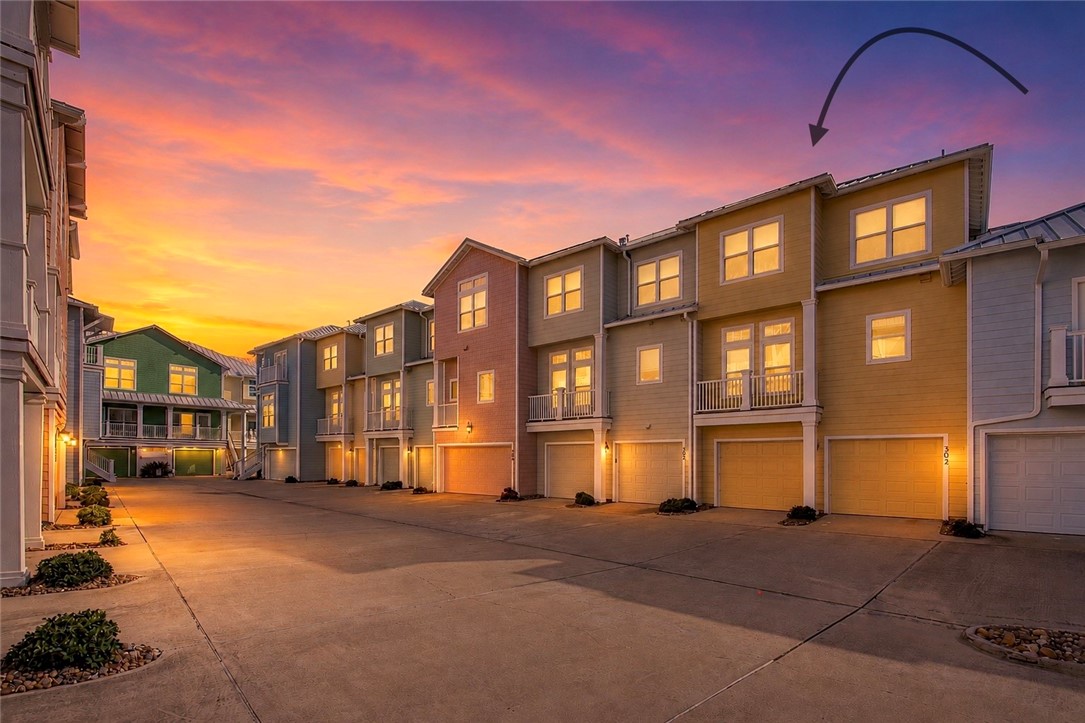 14890 Granada Dr 302 — photo
