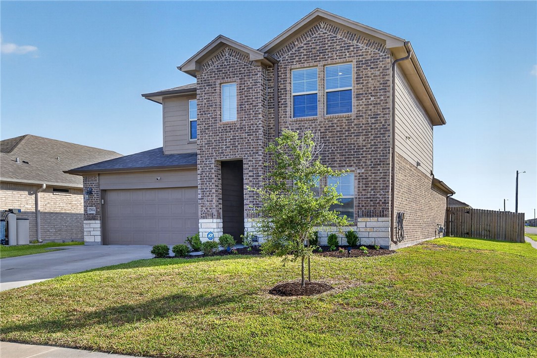 7814 Stampede Dr — photo